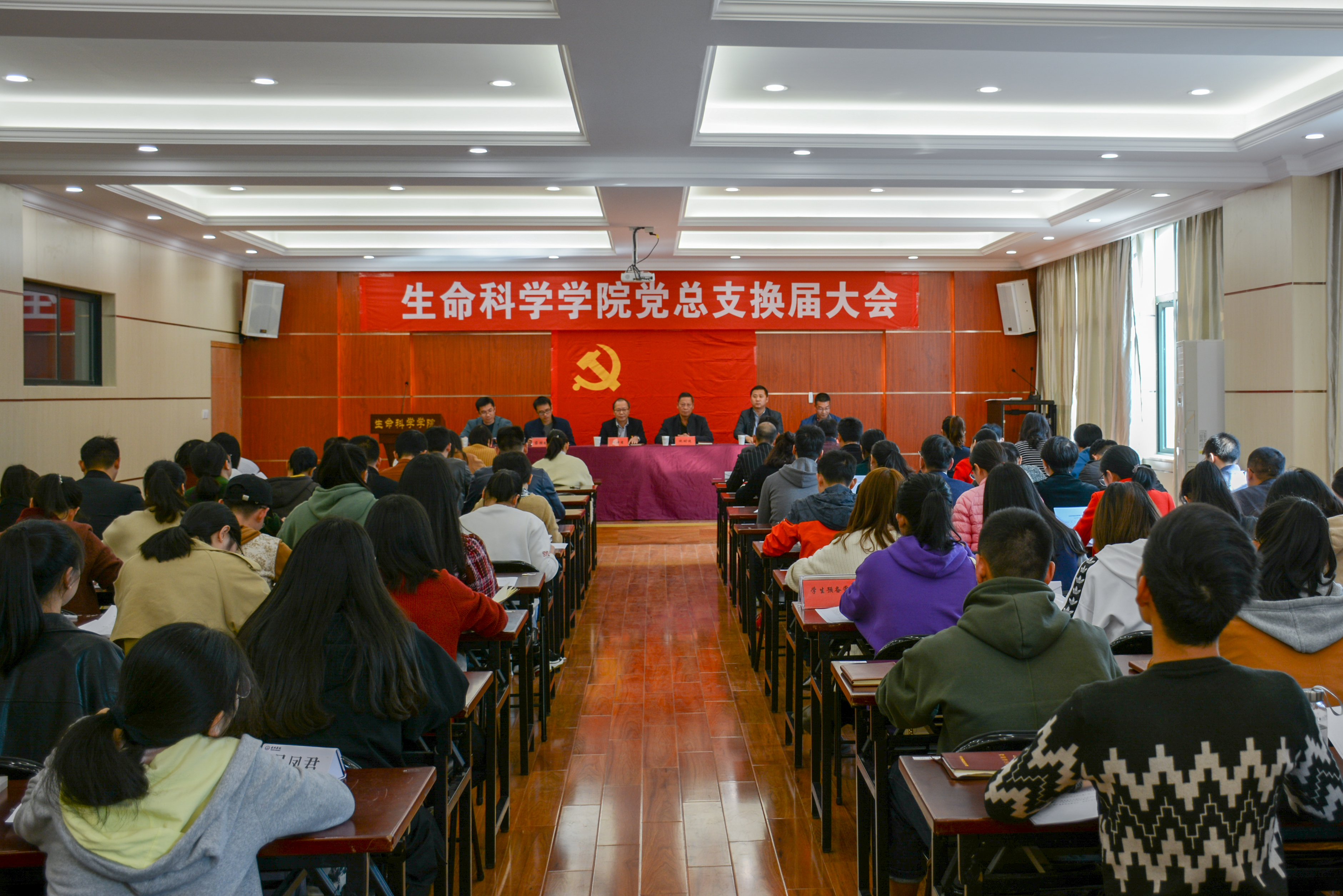 1542885965890327.jpg 01.jpg