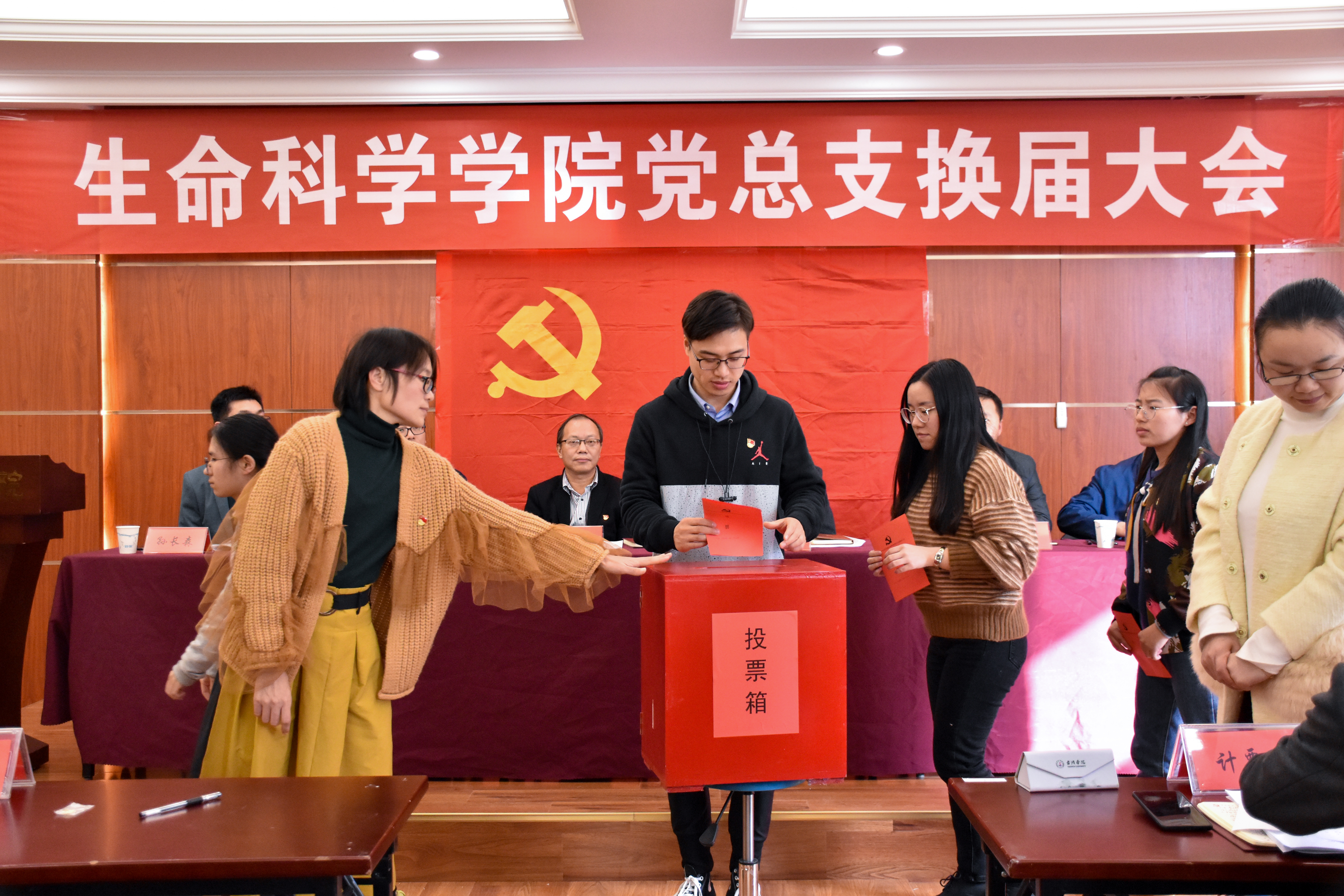 1542886057125183.jpg 08.jpg