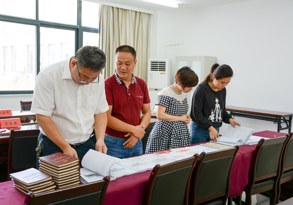 1528882332570171.jpg DSC_3981-8.jpg