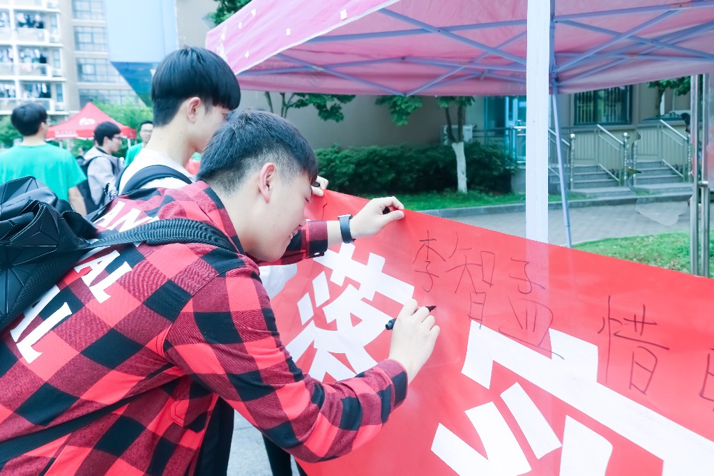 1525401315870145.jpg 1525401315870145.jpg