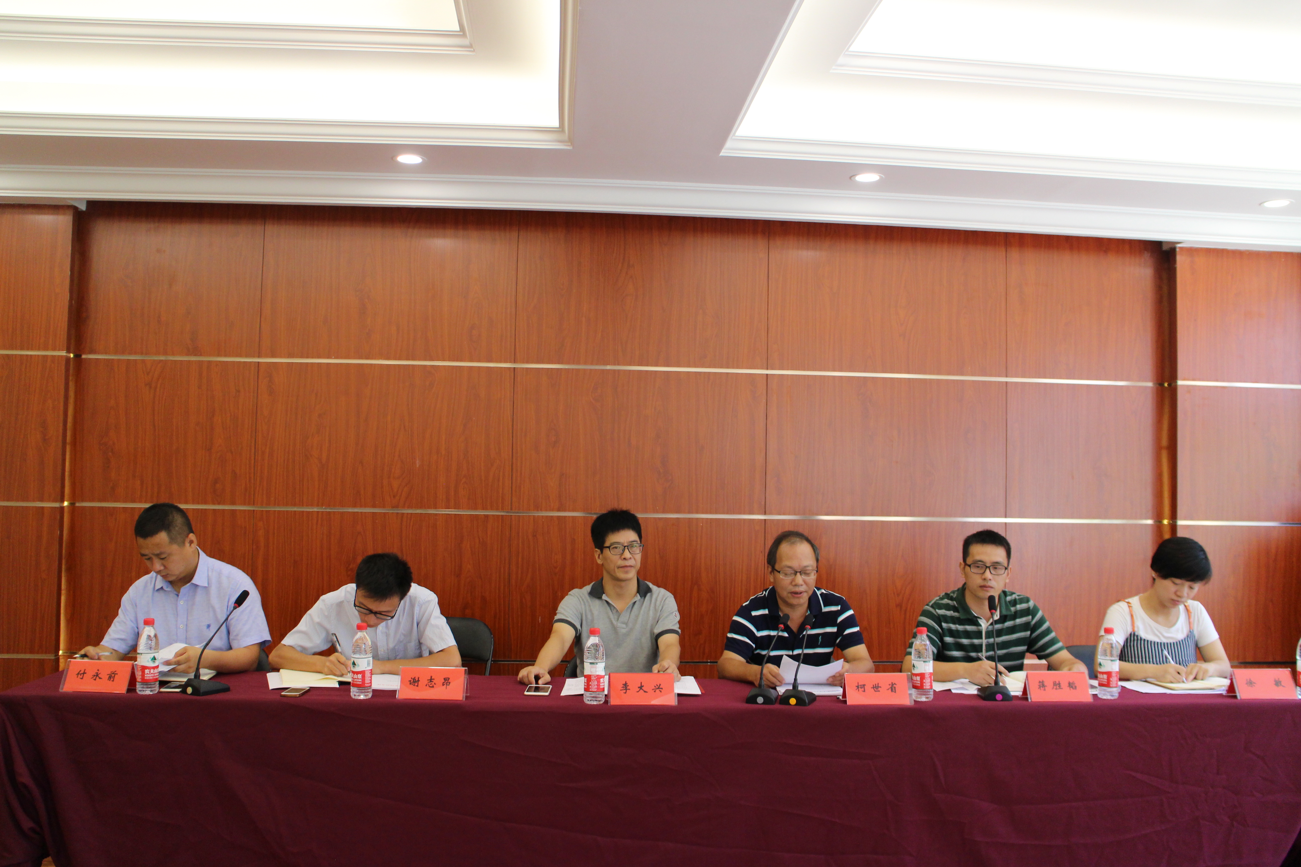 1536205700743503.jpg 1536205700743503.jpg